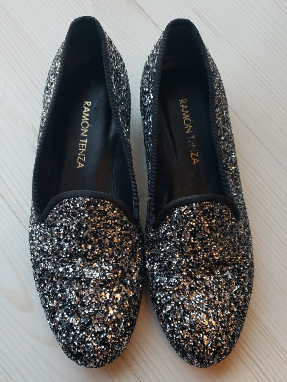 Ramon Tenza Glitter Slip-On Loafers in Black and Silver Size 6